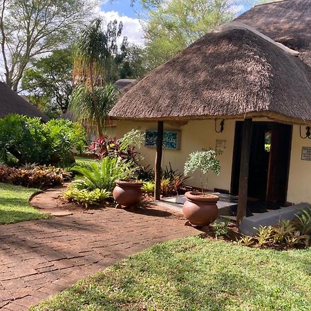 Acasia Guest Lodge コマティプルト エクステリア 写真